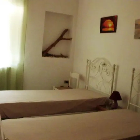 Dali Prázdninový dům *